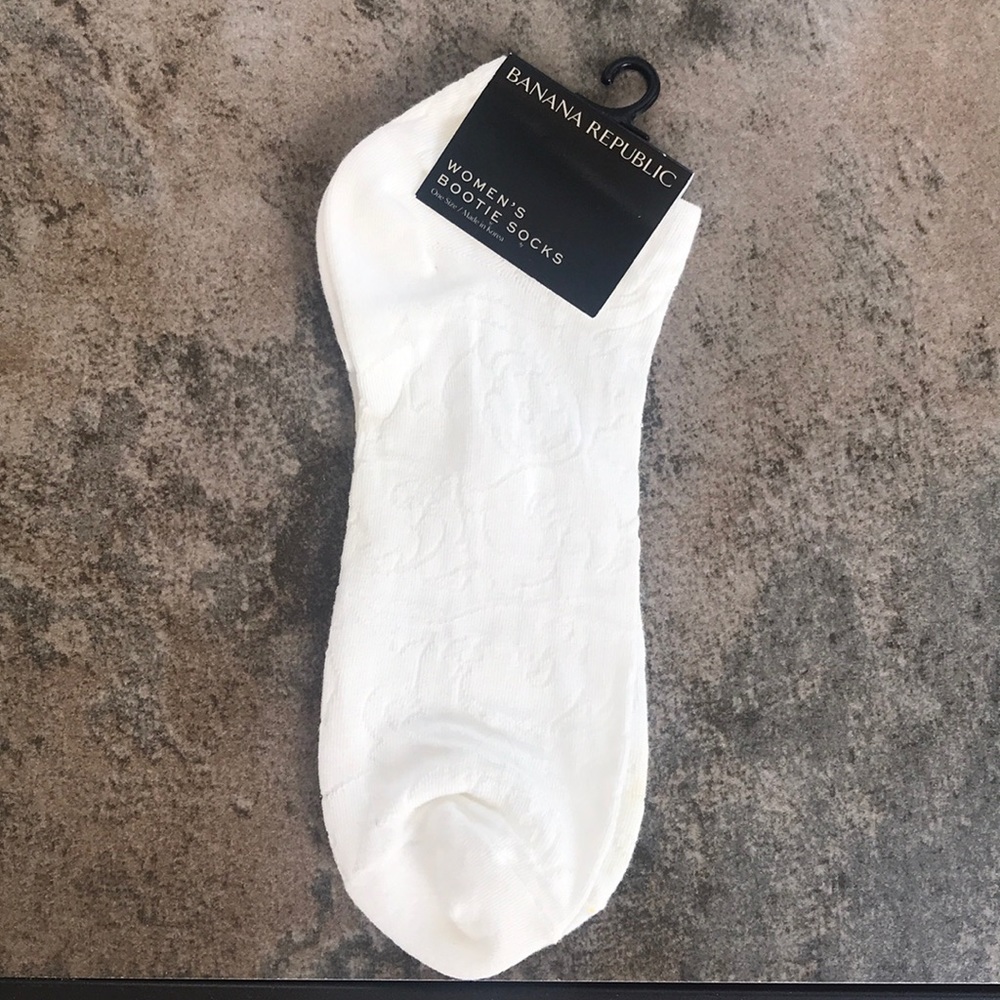 BNWT Banana Republic White Bootie Socks